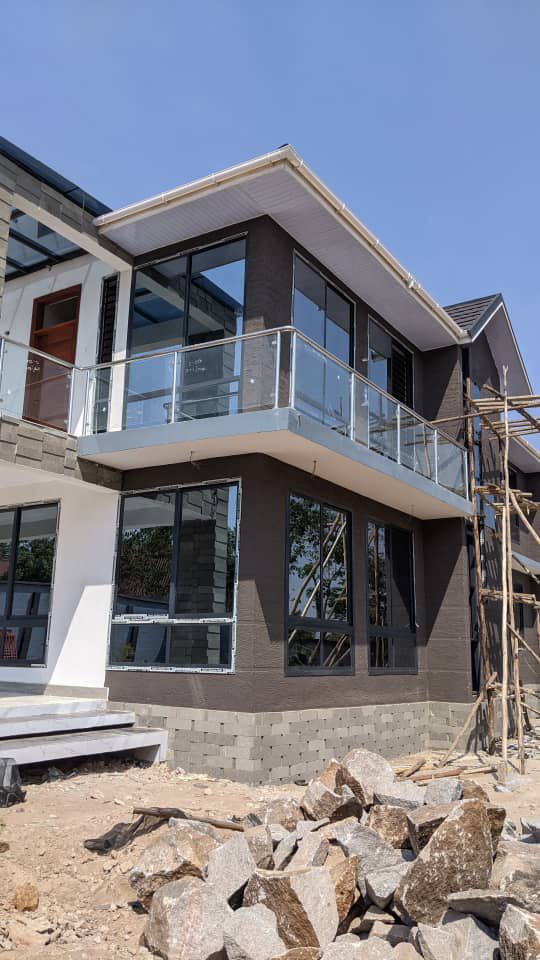 Milango ya Aluminium Tanzania